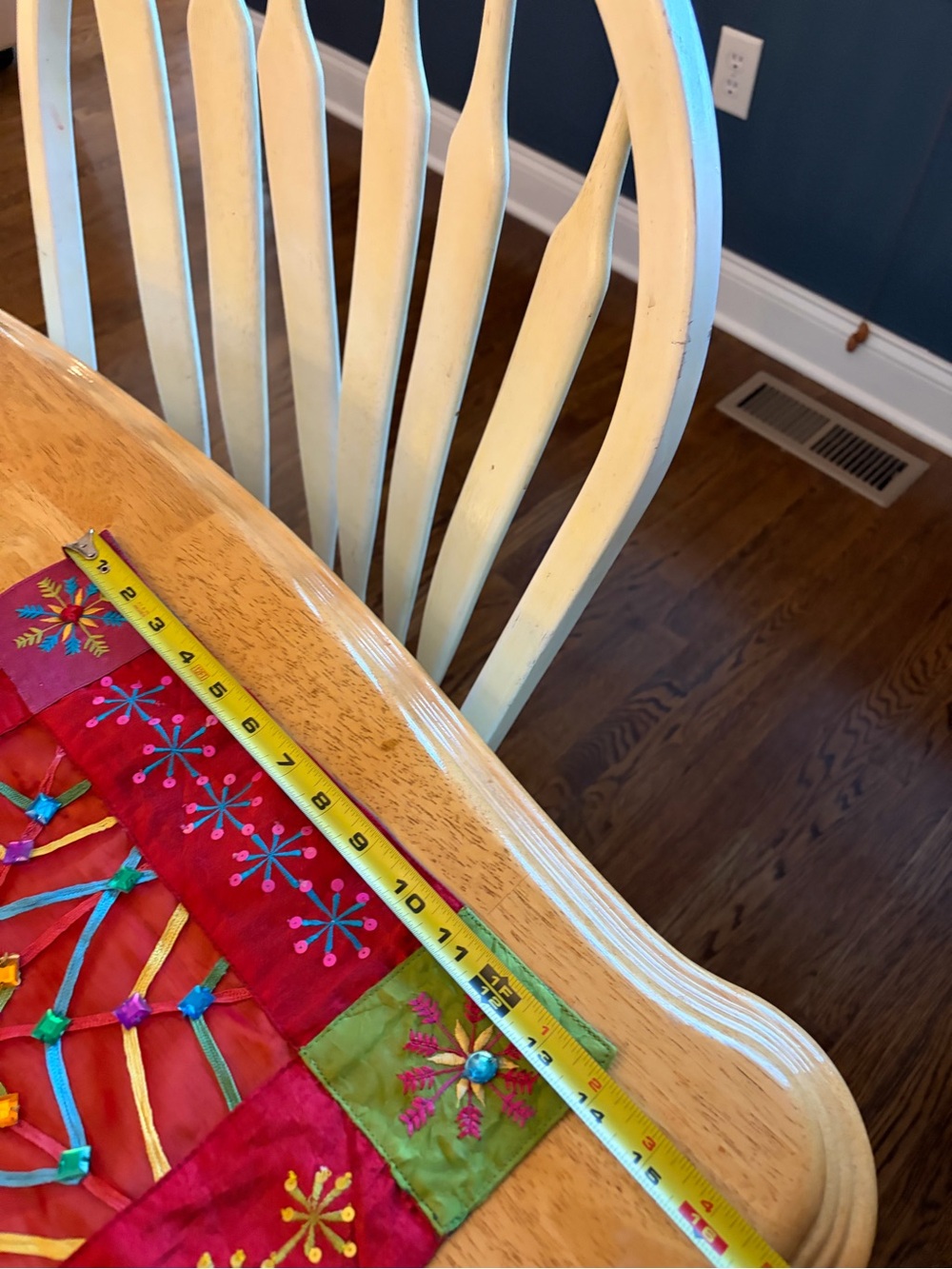 Embroidered Colorful Table Runner - Multicolor - Picture 5 of 6